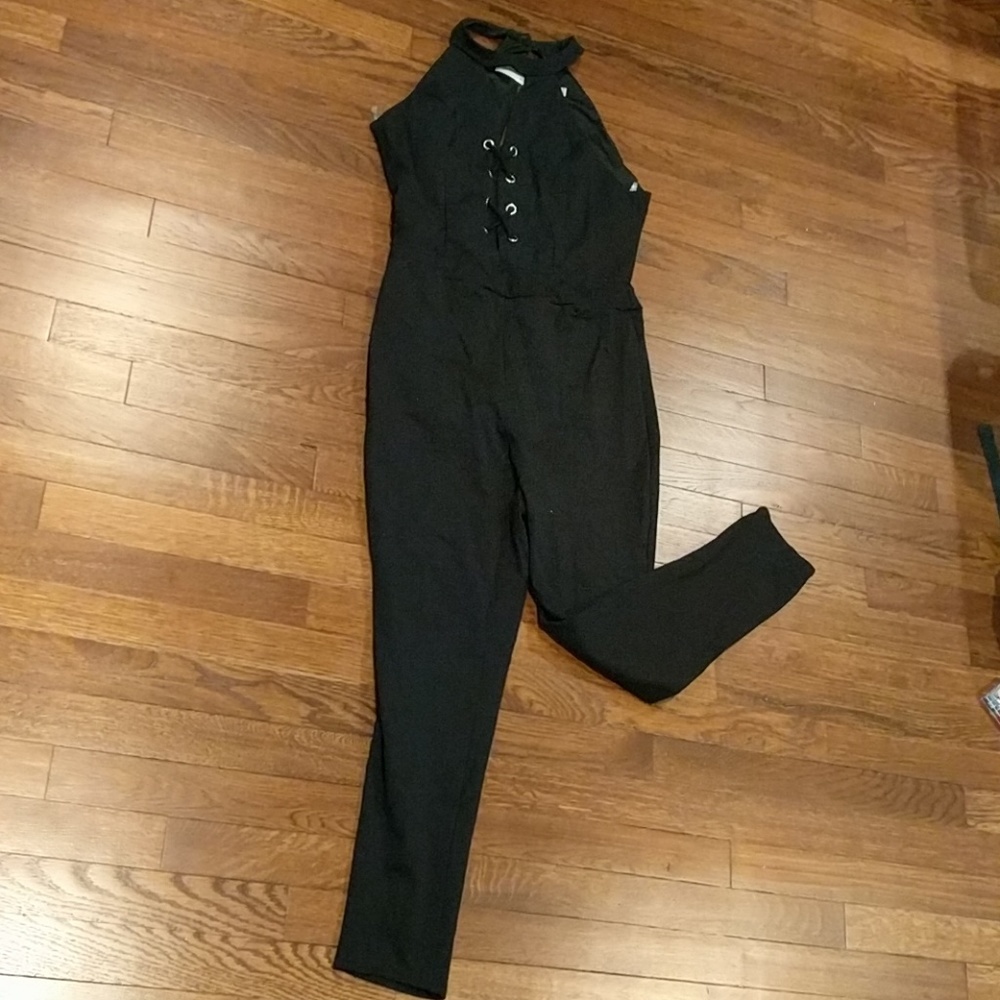 🚫SOLD ON MERC 🚫NWT long romper